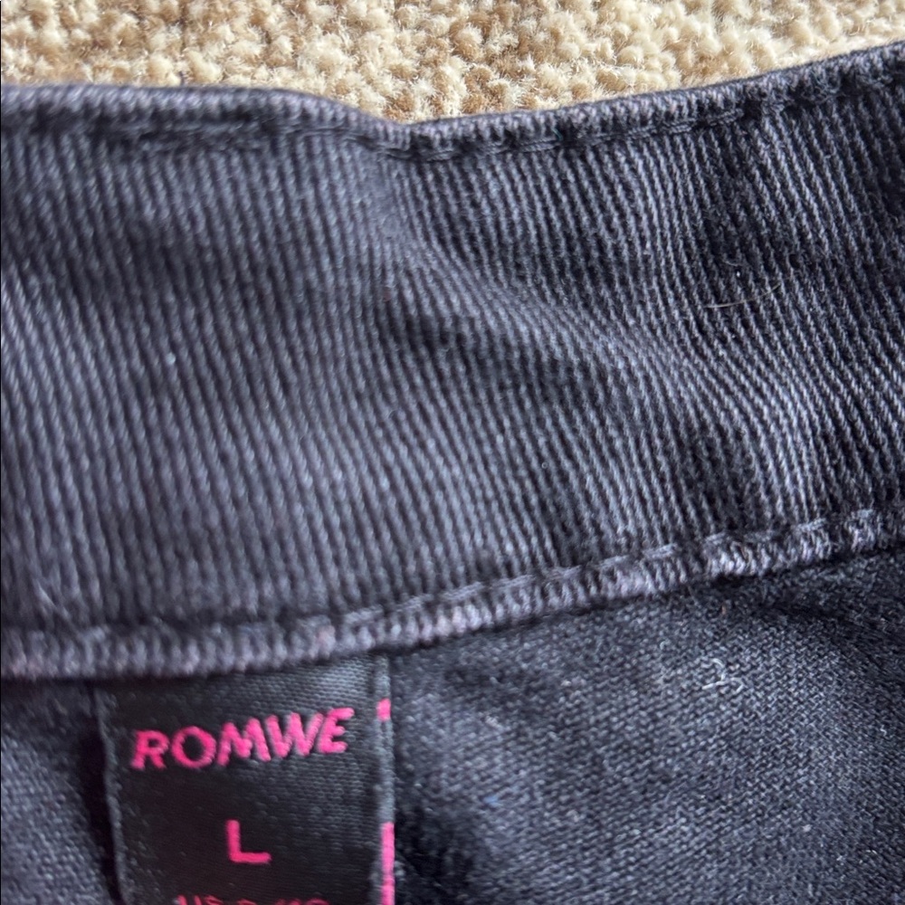 Romwe Black Distressed Denim Shorts with Studs & Leopard Patch - Picture 2 of 6
